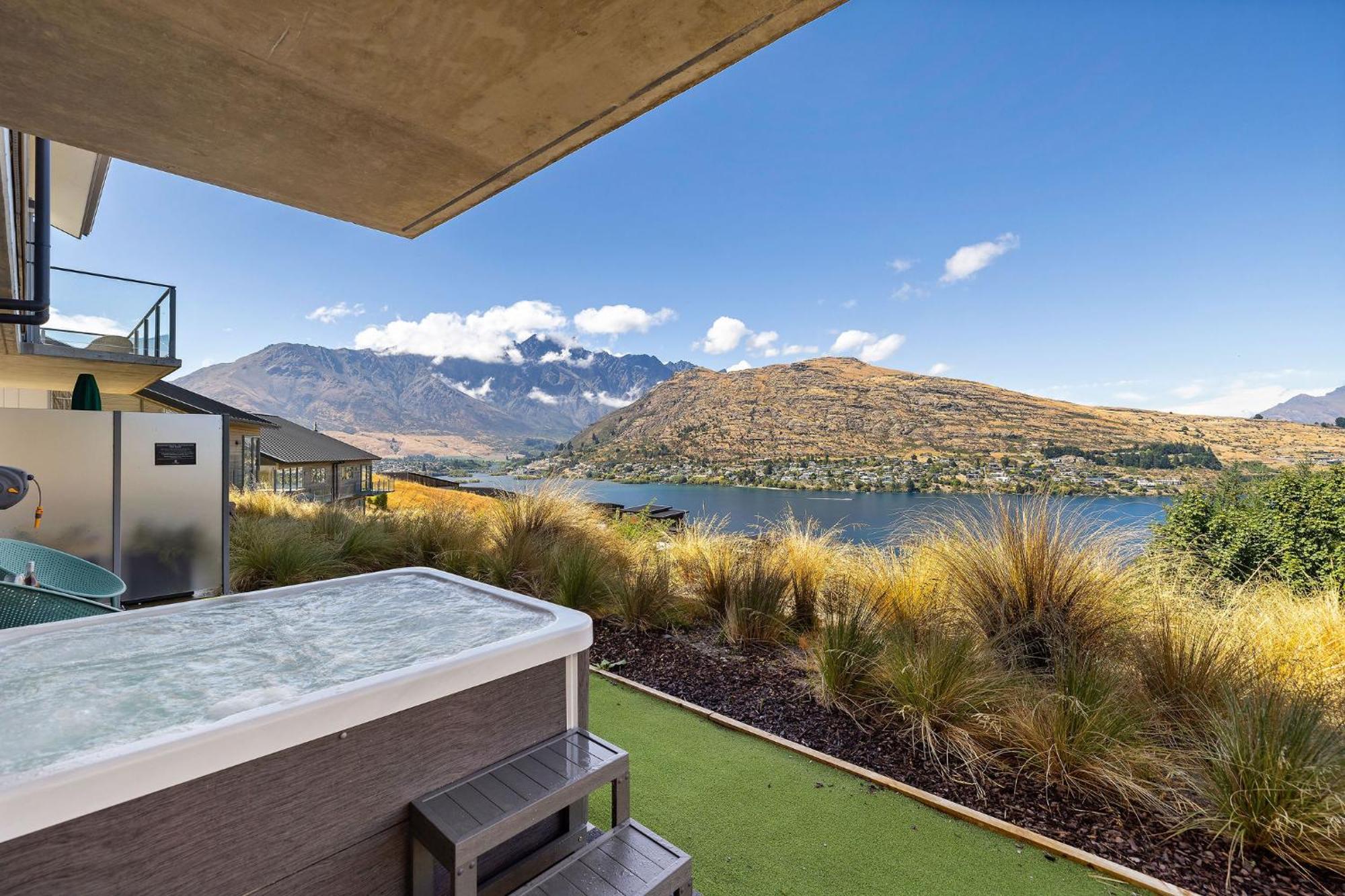 Lakeside Mountain Haven Queenstown Exterior foto